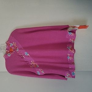 Asian style closing  around neck knit top.  Size is XL.  Brand is Hearts of Palm